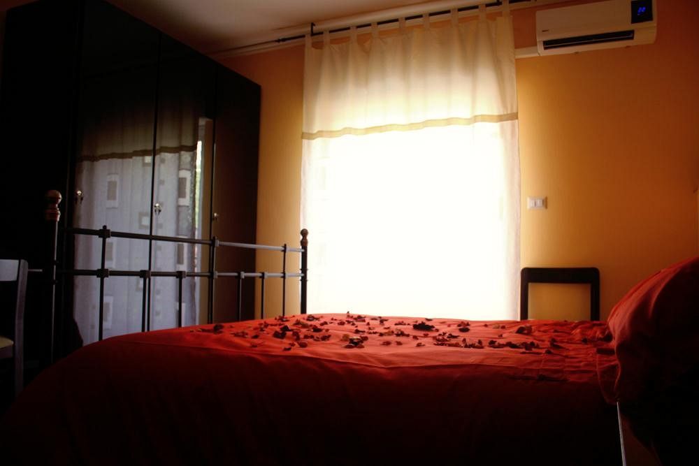Tano'S Apartment Giardini Naxos Bagian luar foto